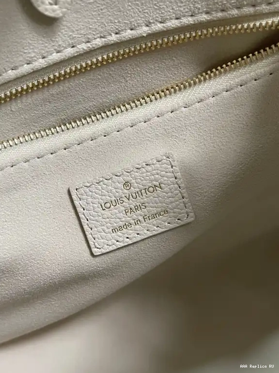 Aaa replica ru VUITTON LOUIS ONTHEGO PM 0516